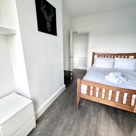 Modern 2 Bed Flat Close To Shoreditch / Free Wi-Fi Лондон Экстерьер фото